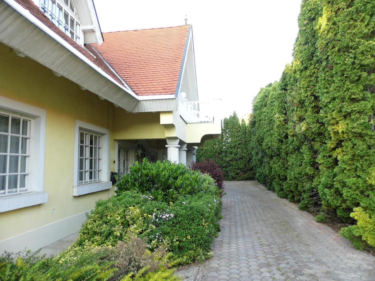 Millennium Villa Keszthely Luaran gambar