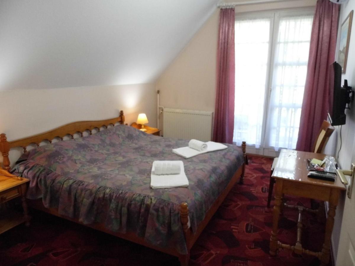 Millennium Villa Keszthely Bilik gambar