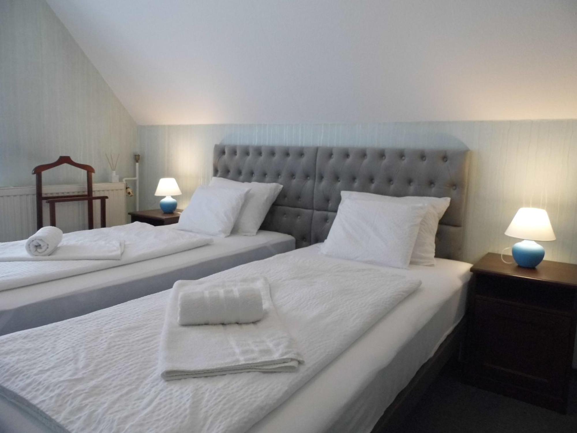 Millennium Villa Keszthely Bilik gambar