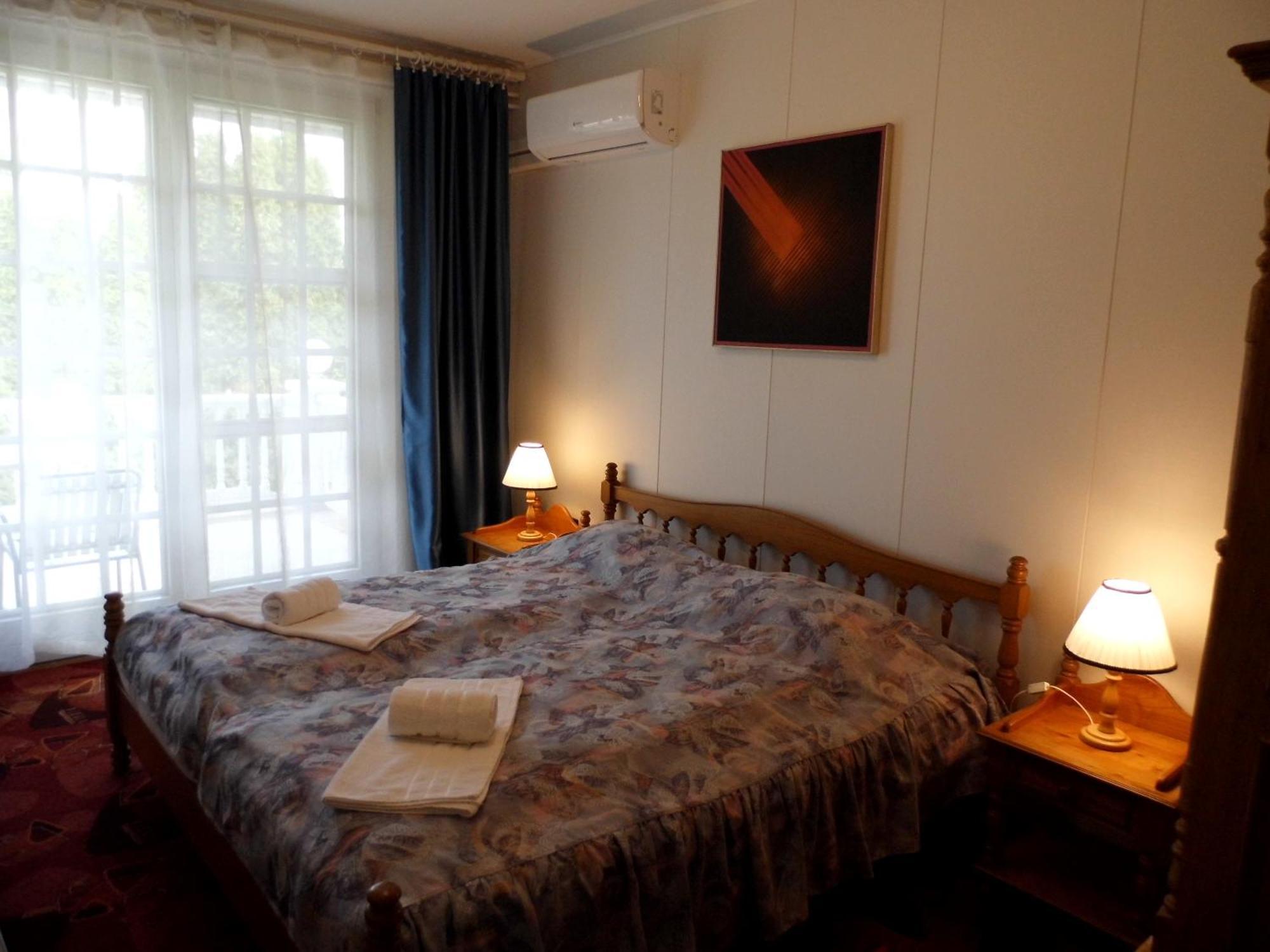 Millennium Villa Keszthely Bilik gambar