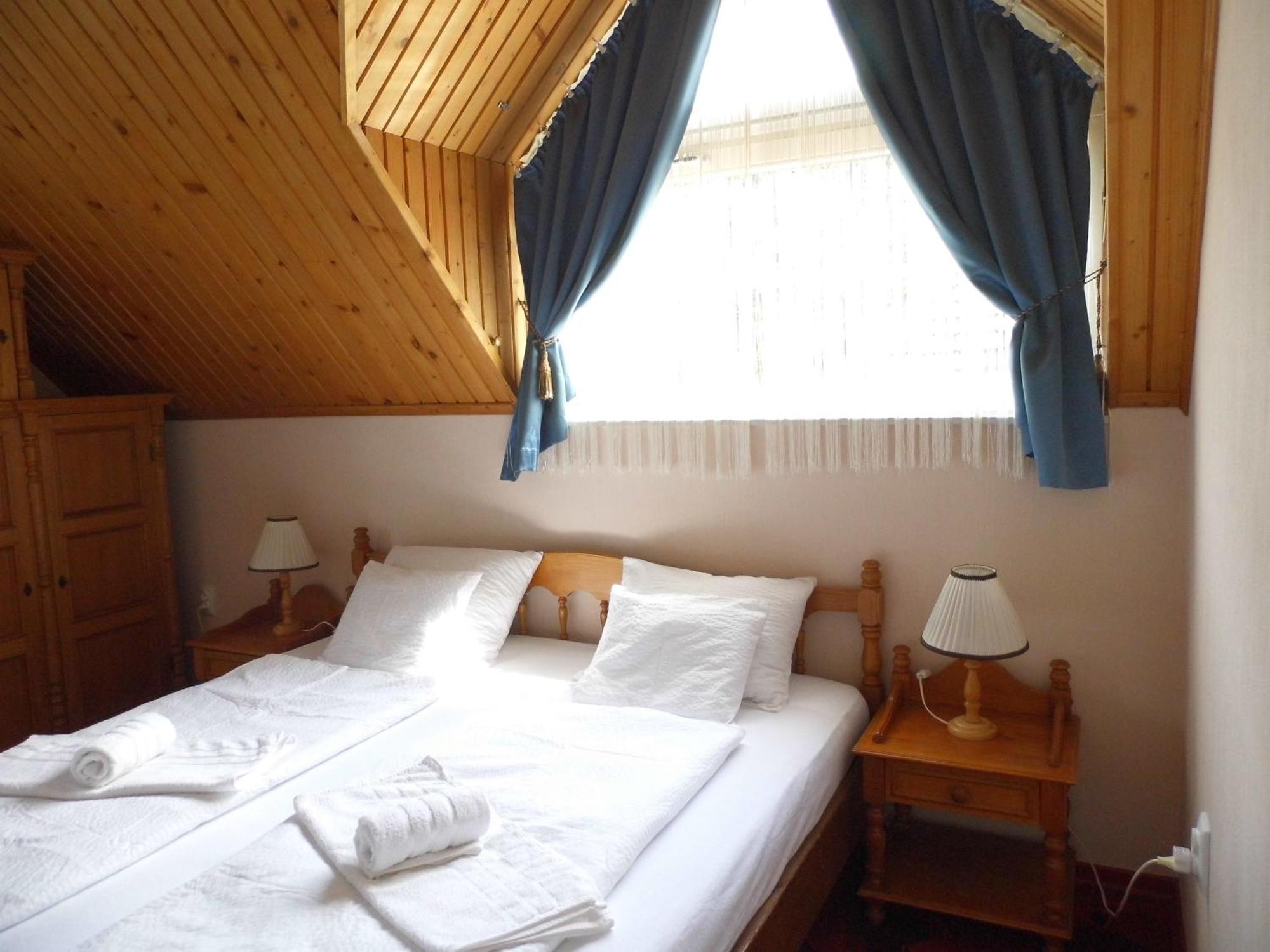 Millennium Villa Keszthely Bilik gambar