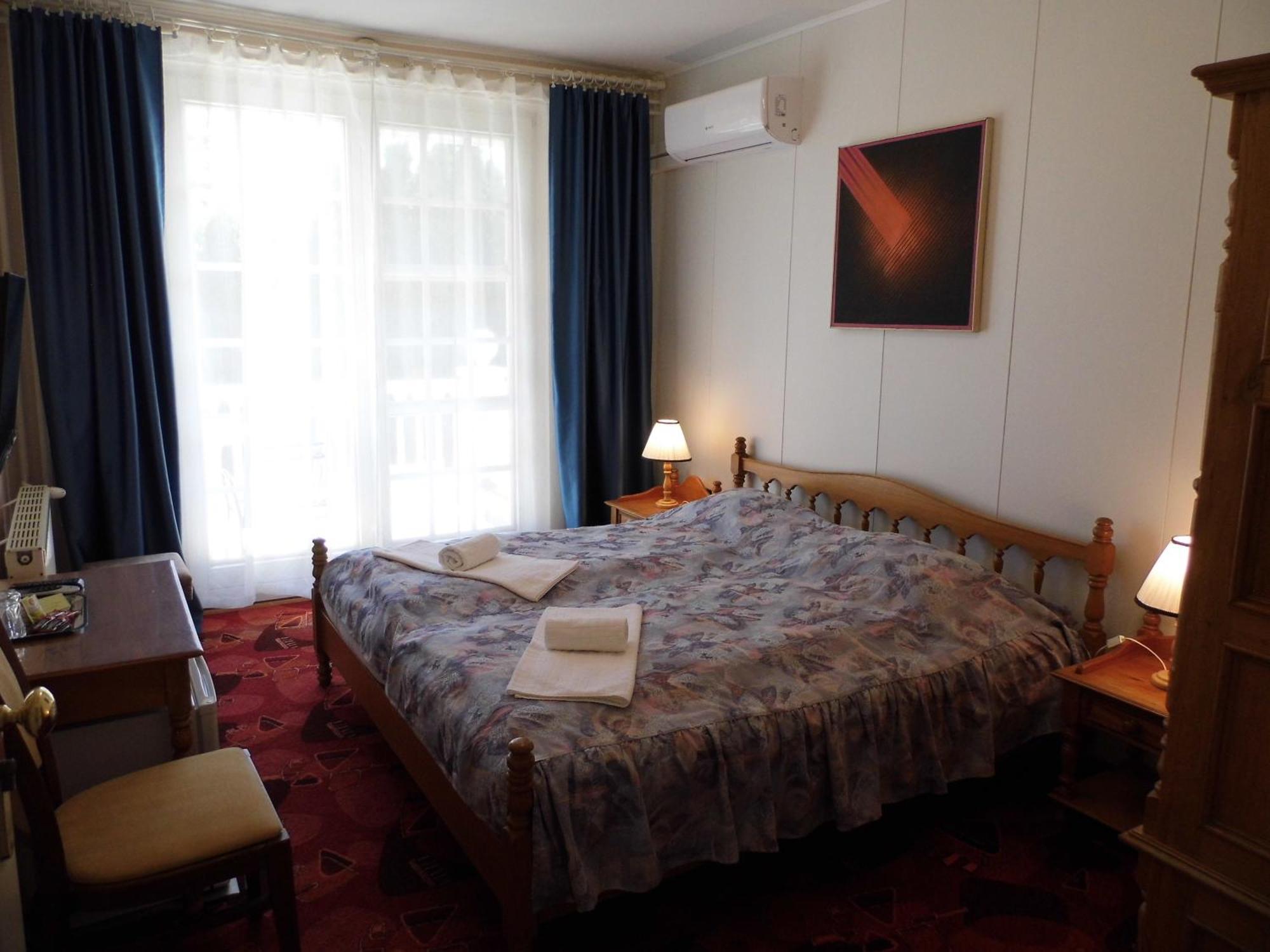 Millennium Villa Keszthely Bilik gambar